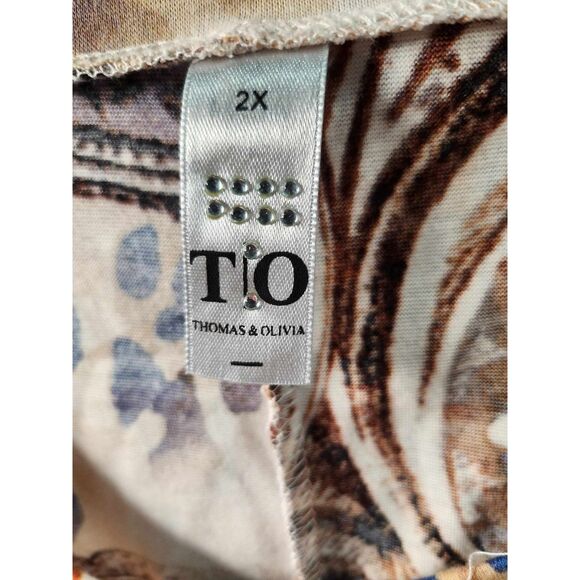 Thomas and Olivia top captures attention & creates a lasting impression. Size 2X - Picture 7 of 13